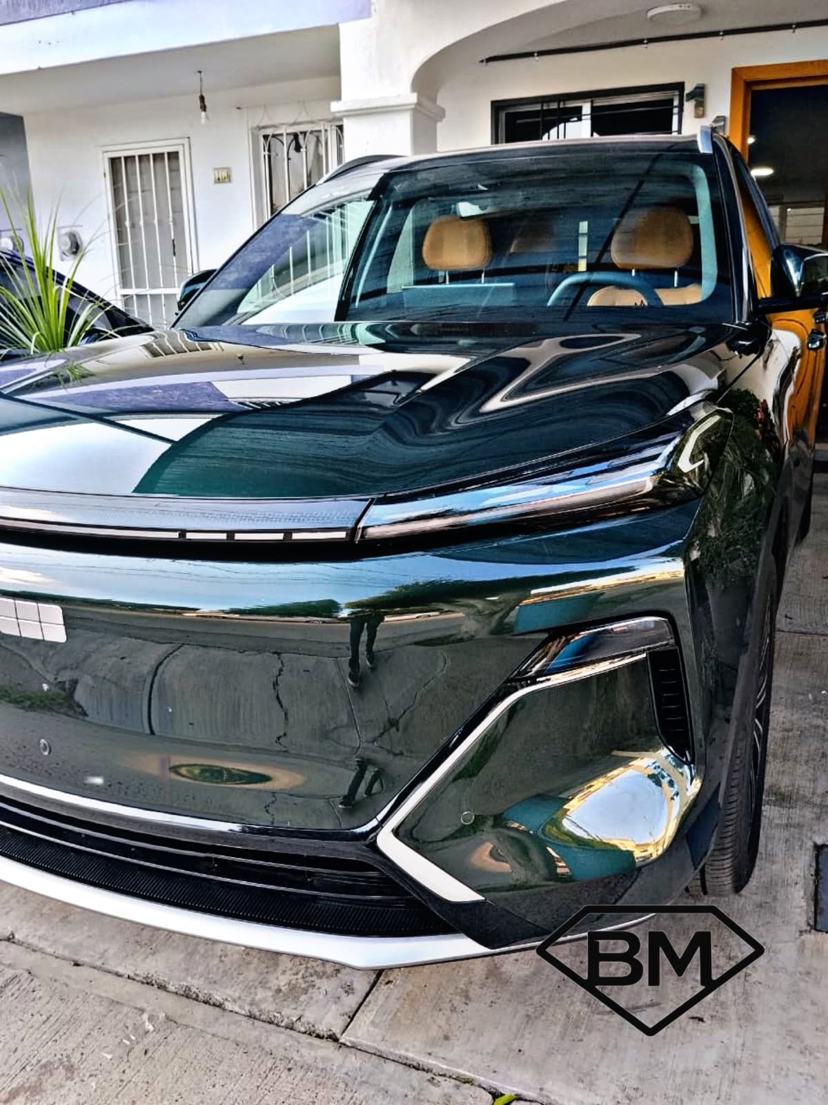 Chevrolet con PPF frente completo: cofre, salpicaderas, fascia y espejos